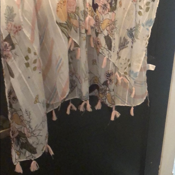 Floral kimono - Picture 2 of 2